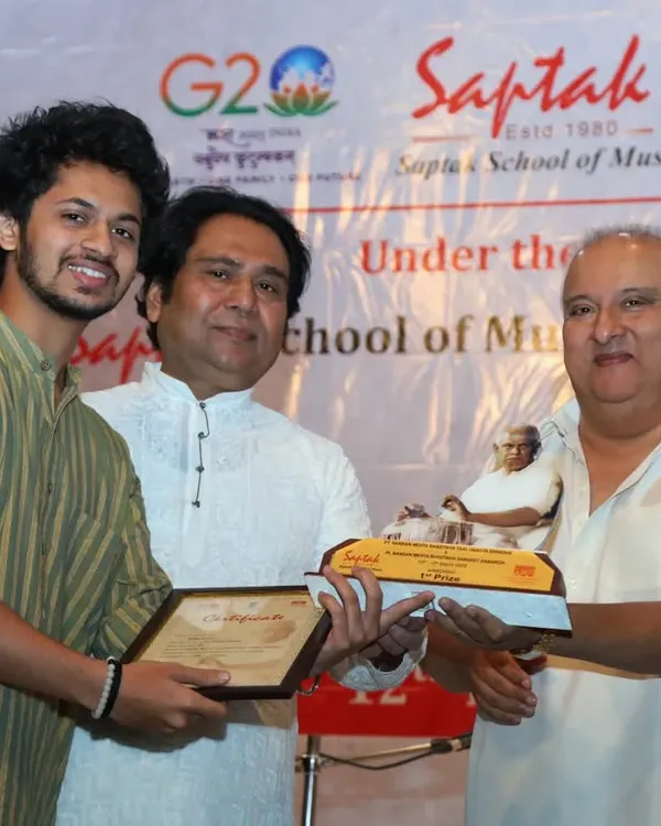 A proud moment receiving the first prize at the Pt. Nandan Mehta Shastriya Taal Vadya Spardha, a national-level tabla competition organized by Saptak in Ahmedabad.