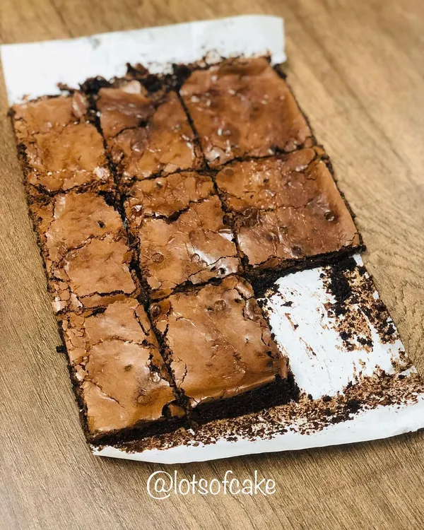 I was so happy with how these turned out. These are my gluten free brownies made with almond flour, and they have the most perfect crackly top and fudgy center.