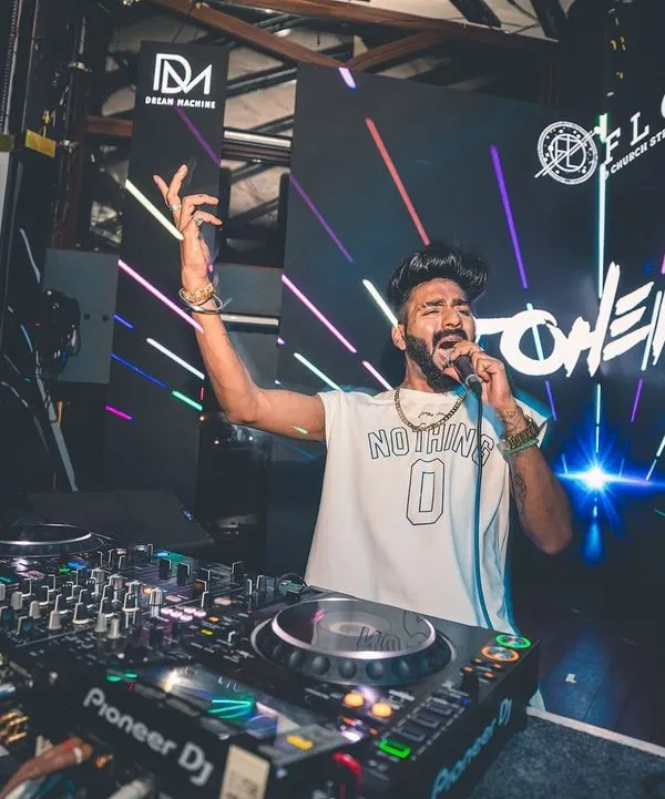In my element at FLO Church Street, on the mic and connecting with the crowd. This is what being the 'Mic Raja' is all about.