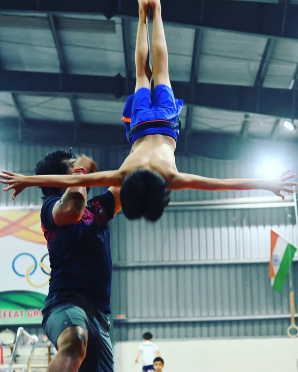 This is what हौसलों की उड़ान (the flight of courage) looks like. We are hands-on with every student, guiding them as they learn to defy gravity in a safe and supportive environment.