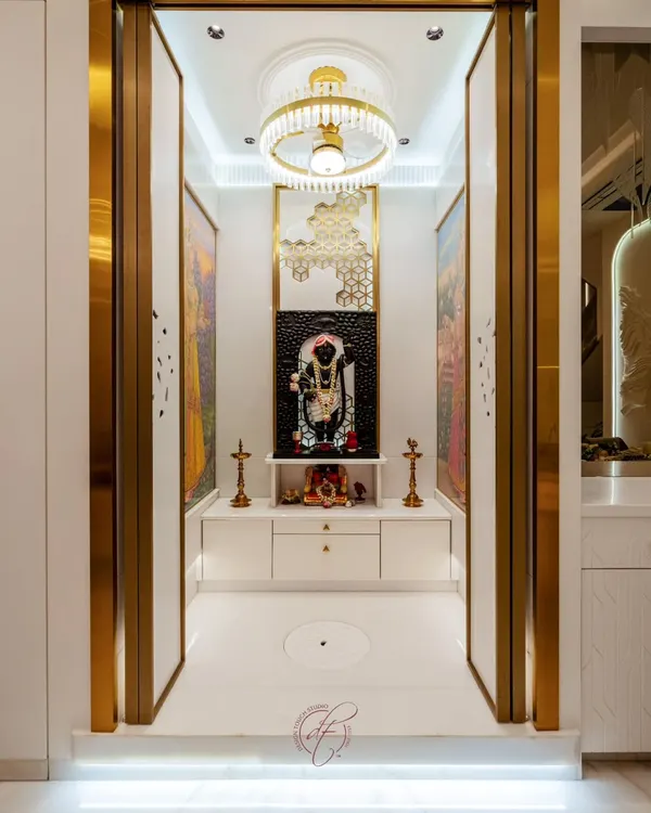 This breathtaking mandir is a masterpiece of devotion and design. It features folding doors that open to reveal a sacred space inspired by the Nathdwara temple, complete with a custom Shrinathji idol and authentic paintings.