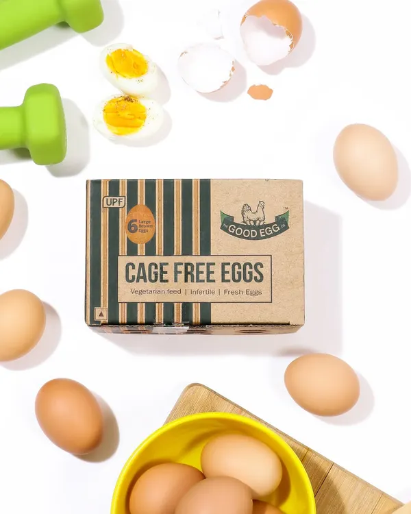 For this cage free egg brand, I created a clean, bright flatlay that communicates health and freshness. The inclusion of a dumbbell subtly connects the product to a fitness lifestyle, broadening its appeal.
