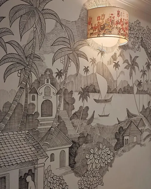 Take your art to a larger scale with our wall mural classes. This intricate pen-and-ink style mural shows the kind of impressive, large-format artwork you can learn to create with our guidance.
