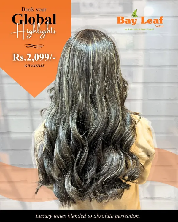A perfect example of luxury highlights. I blended these lighter tones into the hair to create a sophisticated and elegant look with lots of movement and shine.