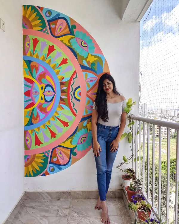 This colorful eye mandala was designed for a balcony, creating a vibrant backdrop for morning coffee or evening relaxation.