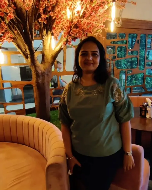 With so many new faces here, I wanted to reintroduce myself. I'm Pooja, the home baker behind every cake you see here. Baking started as a creative outlet and has become my greatest joy. Thank you for being part of my journey.
