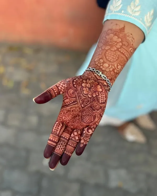 This is the beautiful, deep maroon stain you can expect from my 100% organic henna. I use a triple-filtered, Body Art Quality powder which results in this rich, dark color that looks stunning for any occasion.