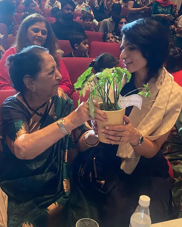 Receiving a token of welcome from Mrs. Mamta Bhatnagar, founder of Manav Sthali School, during a judging event. It is a privilege to collaborate with esteemed educators and institutions.