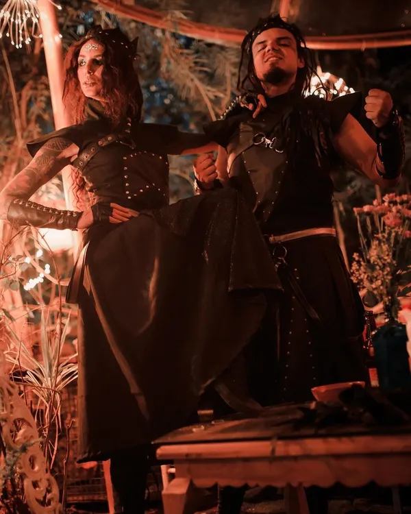 Our Game of Thrones inspired duo strikes a pose. Dressed in custom-made dark warrior costumes, we bring a touch of epic fantasy to your event.