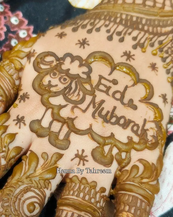 Eid Mubarak! I had so much fun creating this special Bakra Eid design for a client. It's always a joy to bring unique and festive ideas like this cute sheep to life with henna.