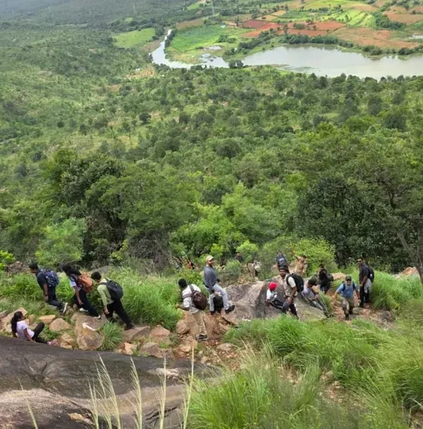 We believe the strongest teams are built outdoors, not in boardrooms. This is what we do best: leading corporate groups on adventure treks near Bangalore, where the stunning landscapes of places like Makalidurga provide the perfect backdrop for genuine connection and a refreshing perspective shift.