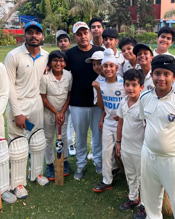 A truly special day at our academy with the one and only Virender Sehwag. Our students were thrilled to meet the legend and get a photo with their hero.