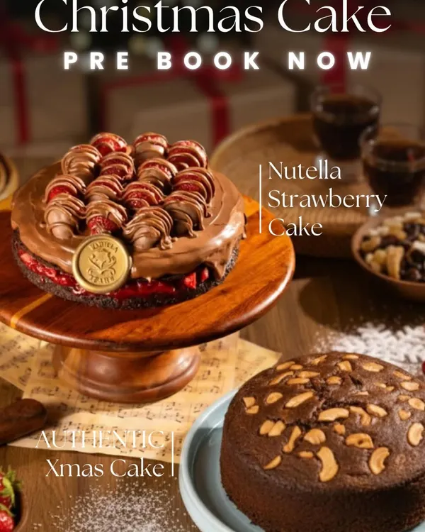 Our Christmas pre-booking special, featuring both the traditional, authentic Xmas Plum Cake and our viral bestseller, the Nutella Strawberry Cake.