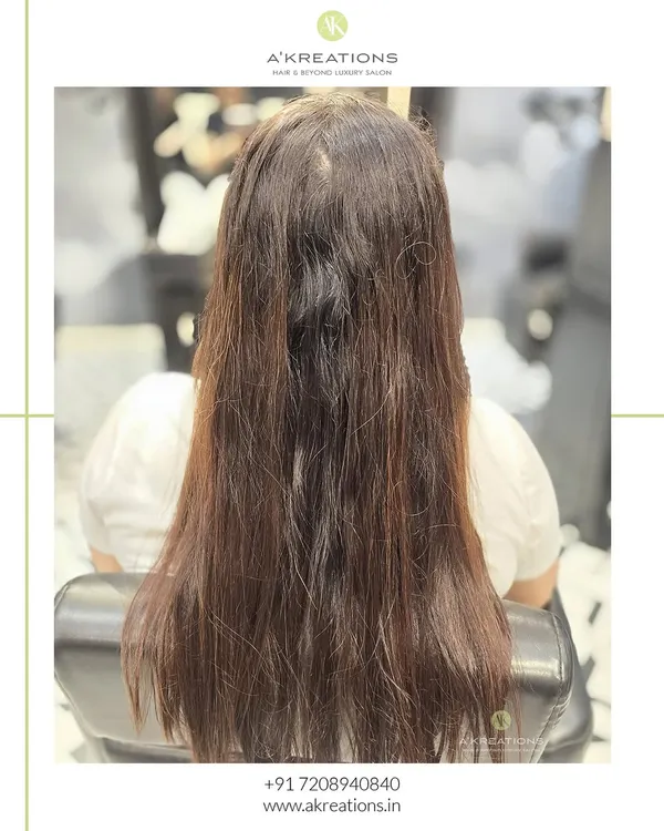 The "before" shot. This hair is ready for a transformation to tame frizz and restore its health.