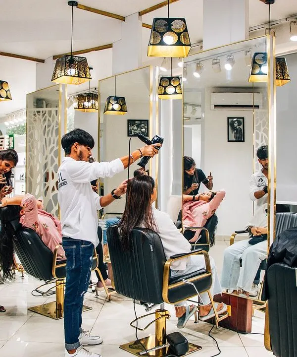 A typical busy day at Paul Salon. We love the energy and buzz of our team working together to make our clients happy.