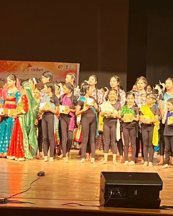 All our junior performers on stage after their showcase at the Chinna Kalanadam festival. It is wonderful to see their hard work and dedication celebrated.