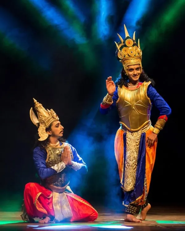 A pivotal moment between Krishna and Arjuna from '18 Days'. This scene captures the essence of their bond, a relationship built on guidance, faith, and the profound wisdom that Krishna imparts to a conflicted Arjuna on the battlefield.