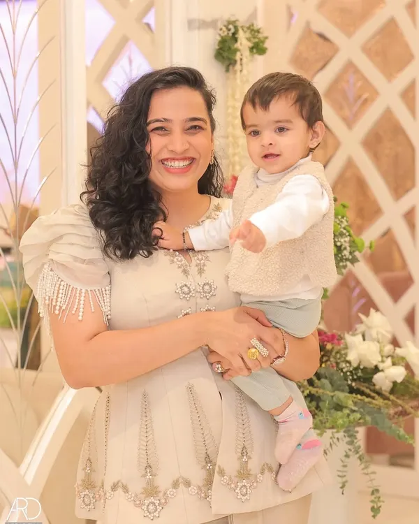 This is what being a 'Mommy Anchor' is all about. Hosting an event with my little one right there with me. It brings a personal, family touch that my clients love.