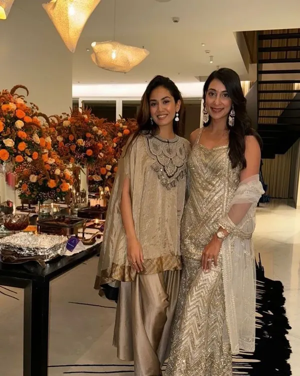 The stunning Mira Kapoor celebrating in one of my curated pieces. She wears an elegant umbrella kurta set by Prisho, a perfect example of understated festive glamour.