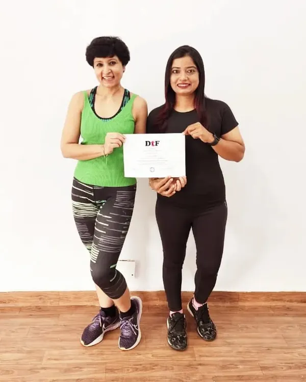 DtF proudly announces the opening of our next franchise in Indirapuram with Jyoti. Here she is, receiving her certification and ready to empower other women.