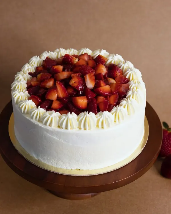 Strawberry season is finally here! This is my classic Strawberry Vanilla Gateau, using the best produce from Mahabaleshwar. It's a simple, perfect union of fresh strawberries and vanilla cream.