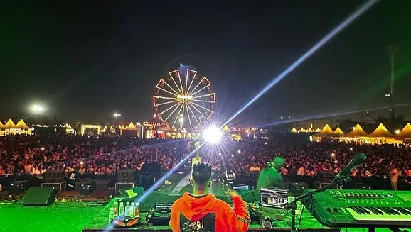 There's nothing like the energy of a festival crowd. This shot is from my set for Riar Saab at Zomaland in Pune, where I had the amazing opportunity to play for thousands of people under the lights of the main stage.
