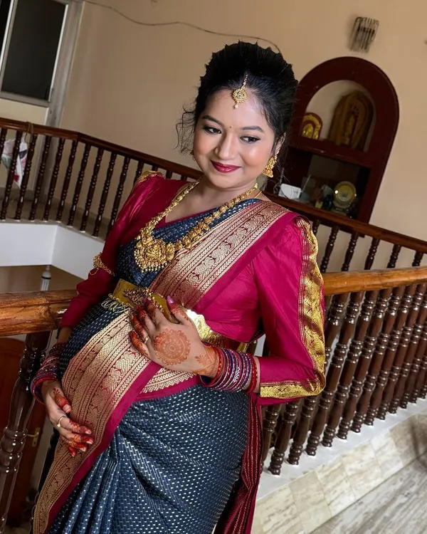 First pregnancies are always so special, and you can see the happiness in her eyes. I loved working with Siri from her engagement all the way to her Seemantham. This look is all about that maternal glow.