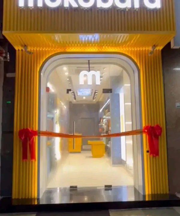 We were so excited to create the giant red bows for the grand opening of the Mokobara store in Khan Market. A big bow is the perfect finishing touch for a ribbon-cutting ceremony, adding a sense of occasion and celebration.