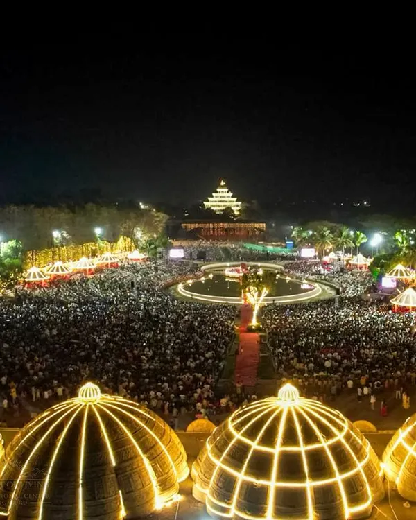 An aerial view of our Maha Shivratri celebration, where our International Center is illuminated for a night of devotion. The entire campus transforms into a hub of energy, with people gathering to experience deep meditation and music.