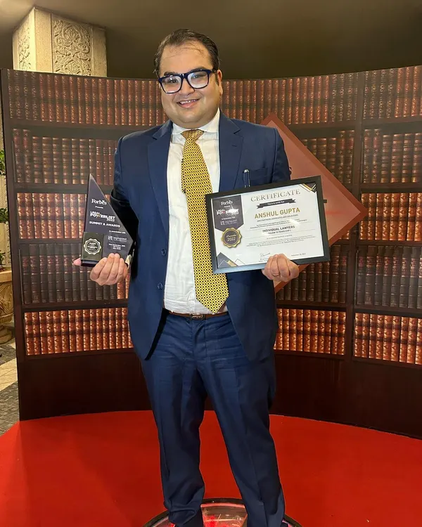 We are proud to share that our Managing Partner, Anshul Gupta, was recognized in the Forbes India Legal Powerlist. This photo captures the moment, reflecting the dedication and expertise that our firm is built on.