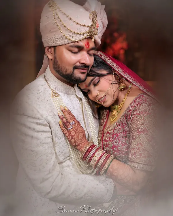 A quiet moment of togetherness for the bride and groom. We focus on capturing the gentle, unspoken connection that defines a couple's love story.