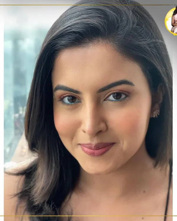 A perfect example of a clean, minimal makeup look for a professional headshot. The focus is on perfecting the skin and subtly defining the eyes and brows for a natural and polished result.